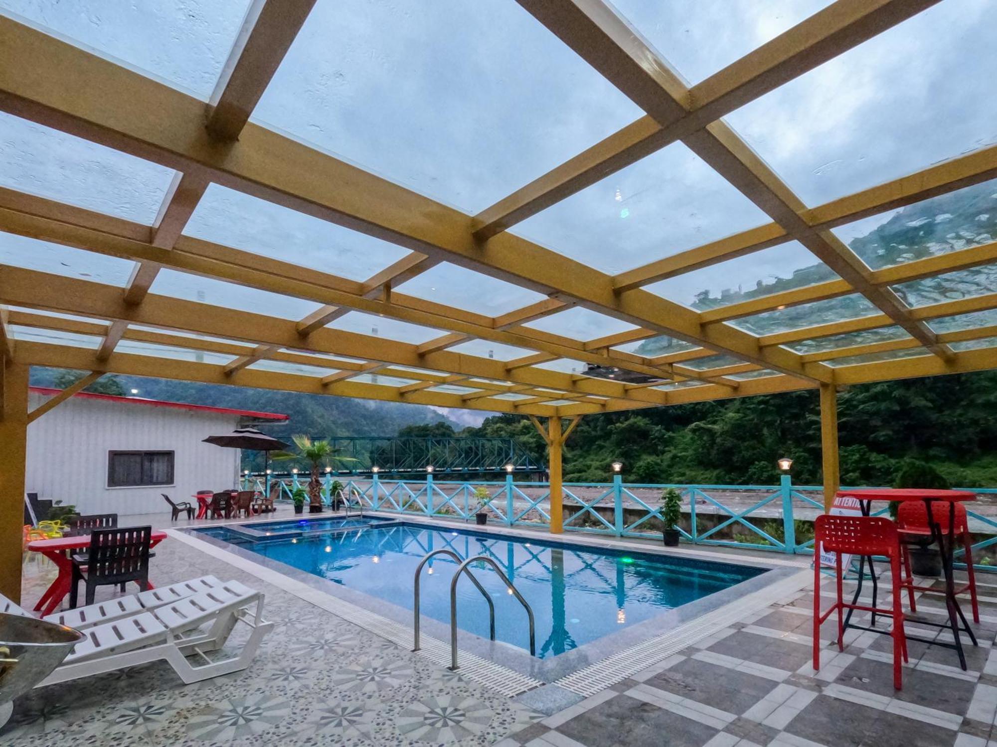 MR River Resort Rishīkesh Exterior foto