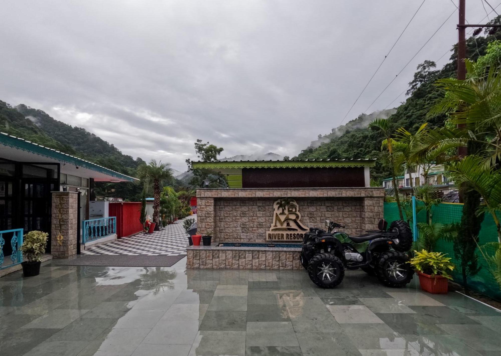 MR River Resort Rishīkesh Exterior foto